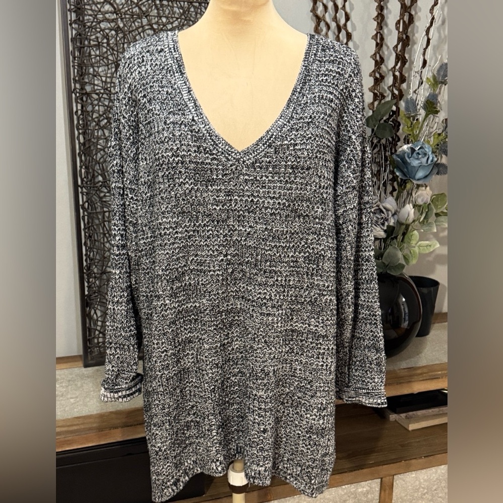 Torrid Oversized Marled V-Neck Sweater |Size 2|Cozy Cotton Blend